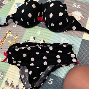 Venus Polka Dot bikini set
